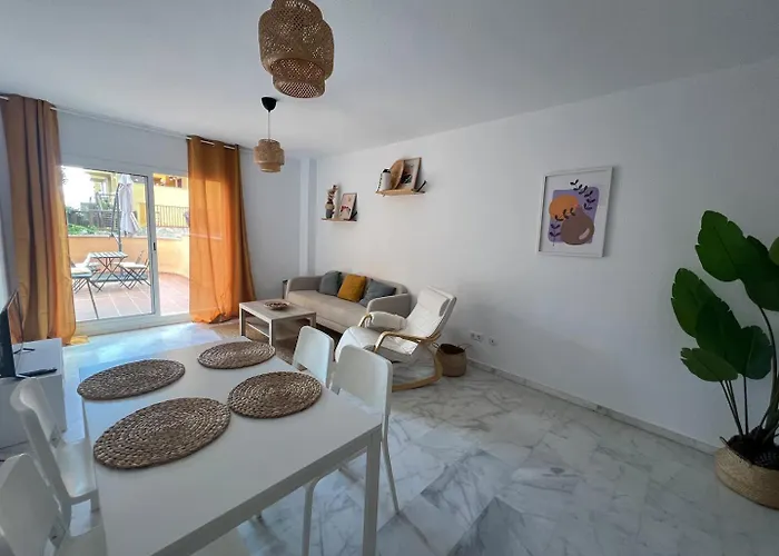 Stylish Spot Pass The Keys Apartment Marbella